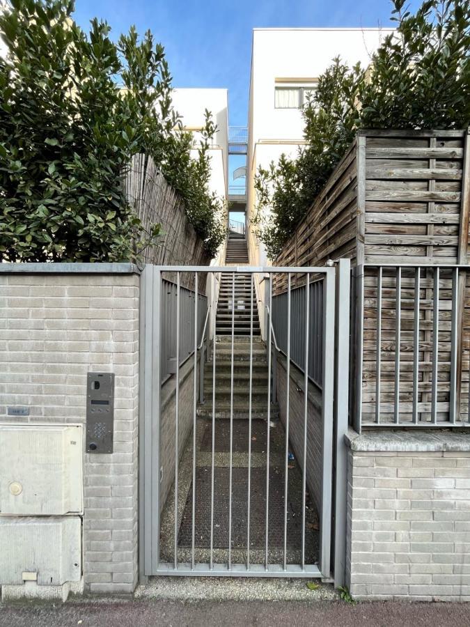 Modern And Bright Apartment Near Paris La Courneuve Eksteriør bilde
